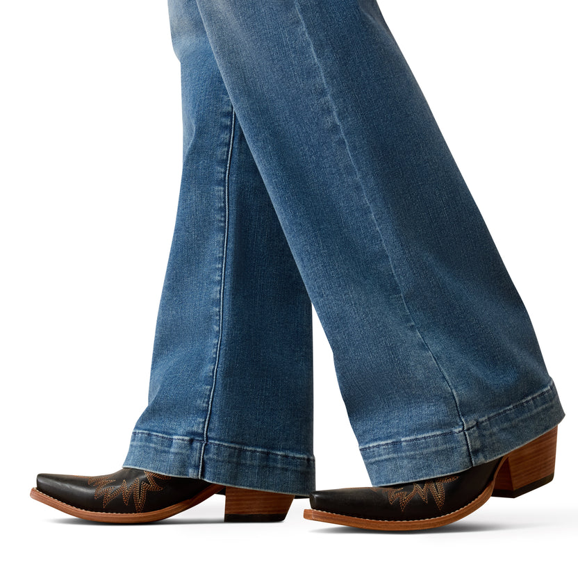 Ariat Women’s Perfect Rise Vilma UltraStretch Trouser Jeans – Sky Valley