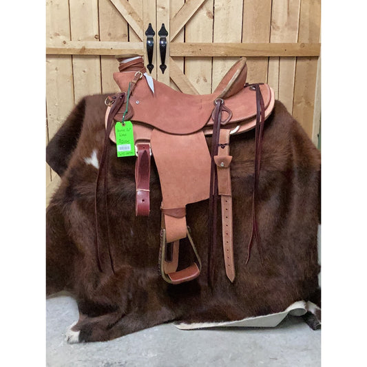Irvine  16" Wade Saddle