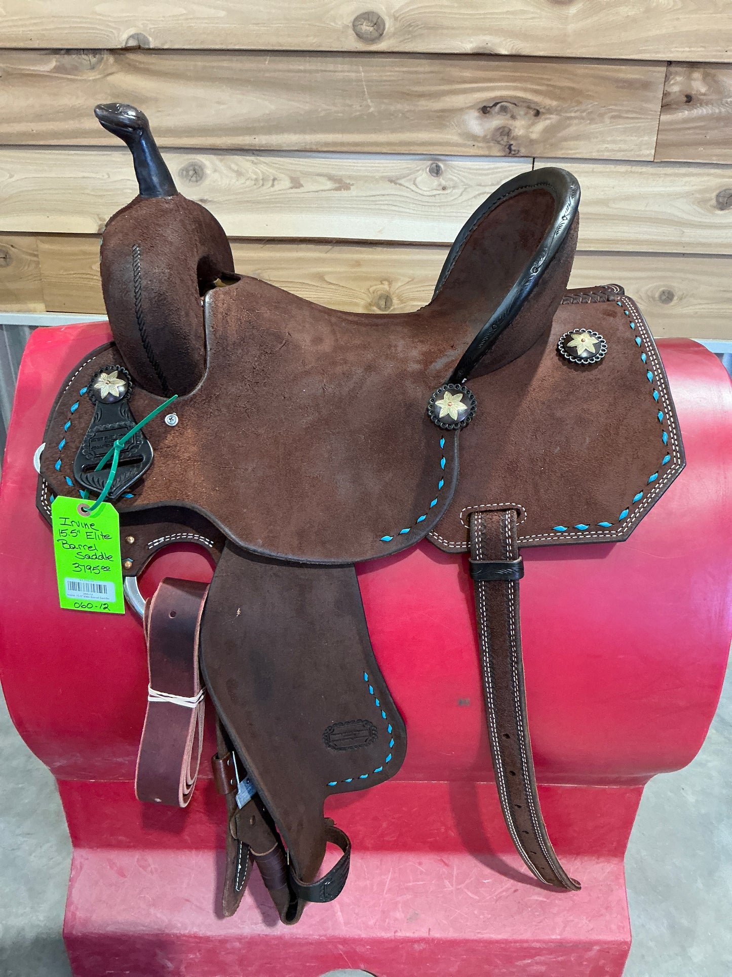 Irvine 15.5" Elite Barrel Saddle
