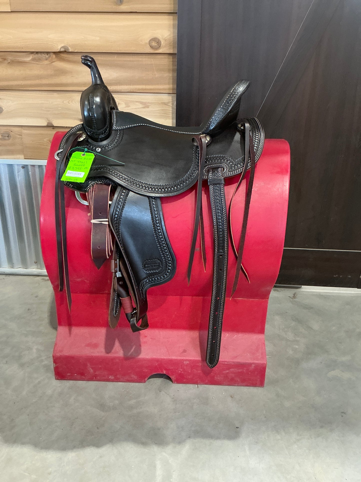 Irvine Elite 17" Trail Saddle