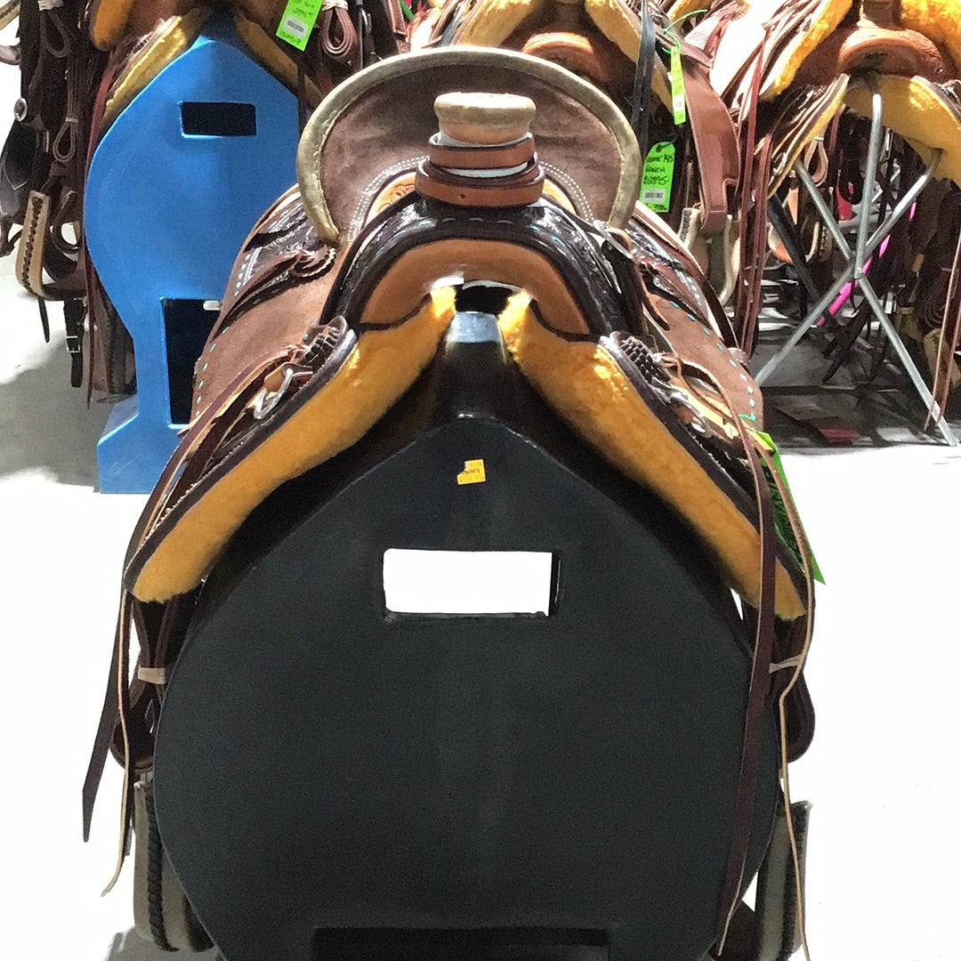 Irvine 15.5" A Forks Saddle - Irvine Tack &amp; Western Wear