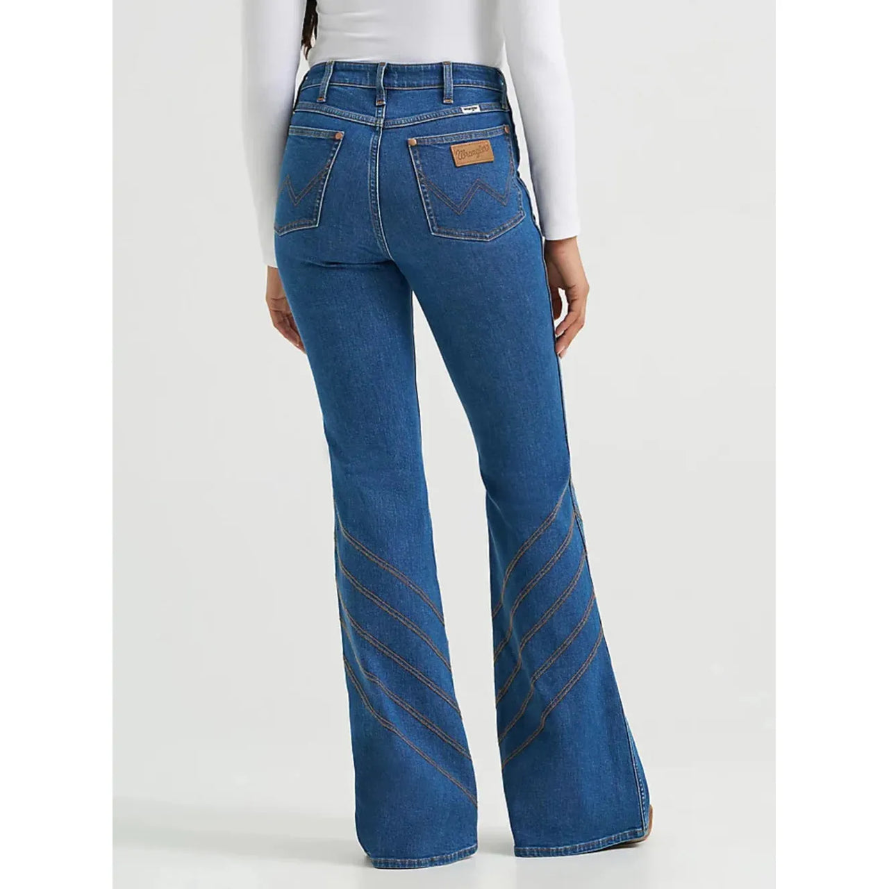 Wrangler Women's Fierce Flare Jean- Carolina
