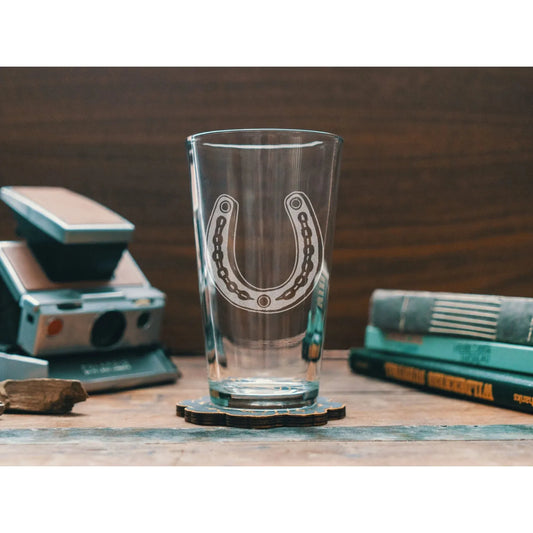 Benoit's Horseshoe Etched Pint Drinking Glasses