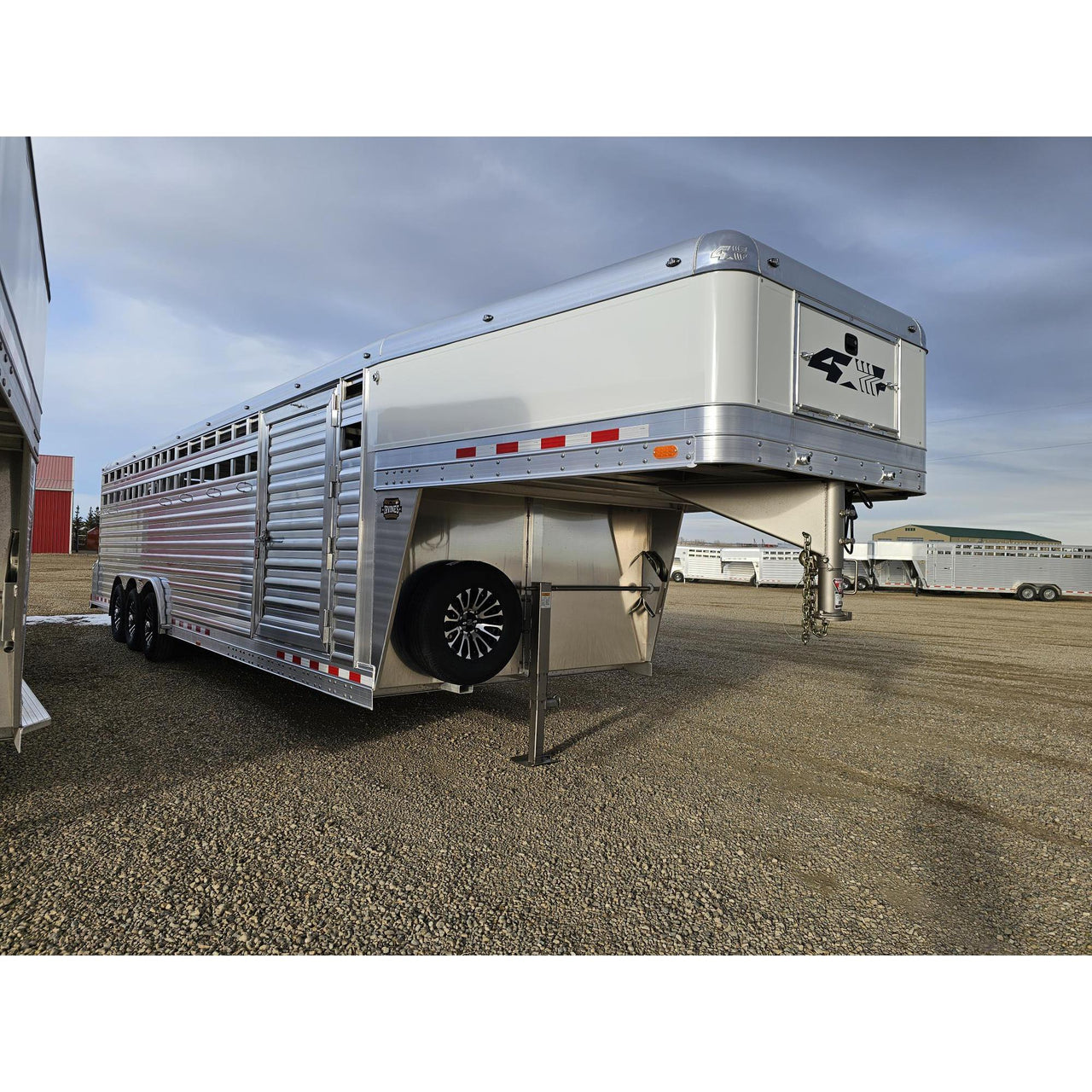 2026 4-Star 30' Stock Trailer w/ Double Swing Rolling Center Gate