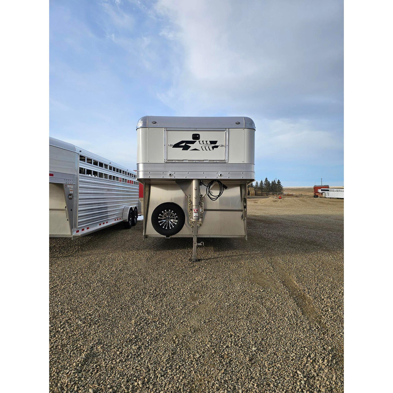 2026 4-Star 30' Stock Trailer w/ Double Swing Rolling Center Gate