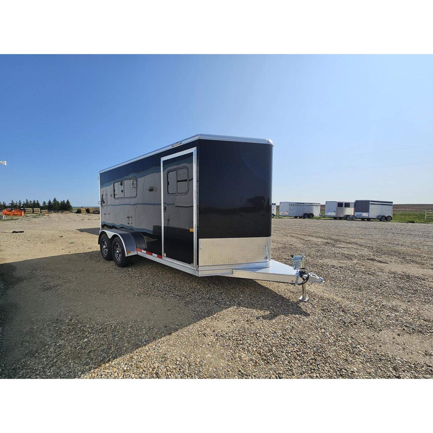 2025 High Country Strider Series Lite/ Slant 3-Horse Bumper Pull