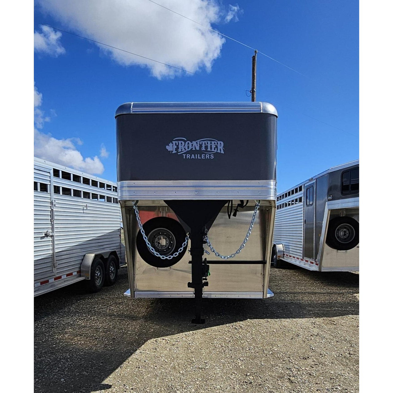 2025 Frontier 24' Livestock Combo