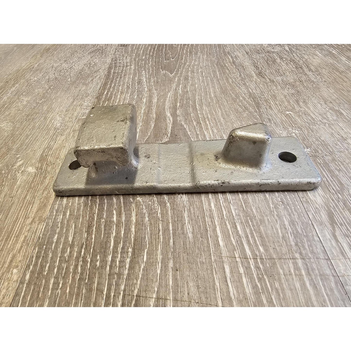 4-Star Old Style Keepers (for Rear Gates)