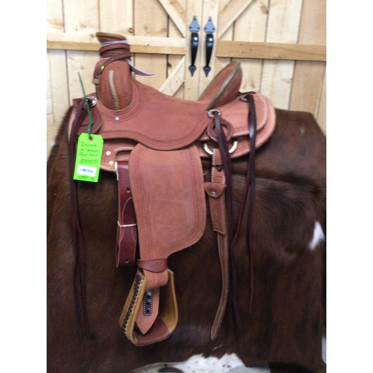 Irvine 14" Association Mod Ranch All Roughout Post Horn