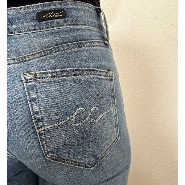 Cowgirl Couture Women's Carissa Classic Jeans - Assorted Colours