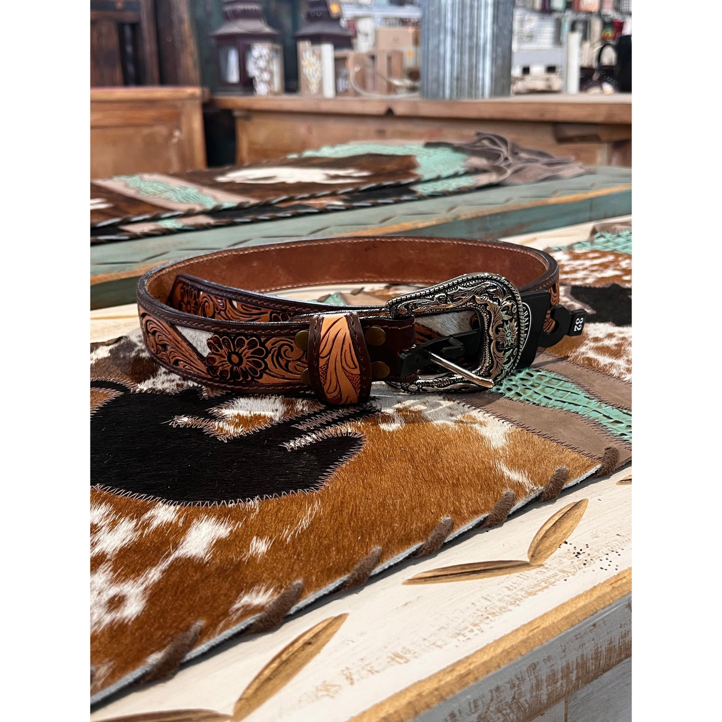 Western Men's 1 1/2" Hair On Cowhide Filigree Belt- Brown