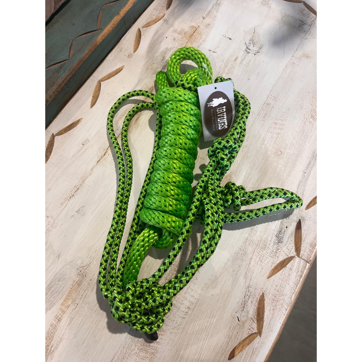 Irvine Diamond Mountain Halter 5/16" w/8' Lead