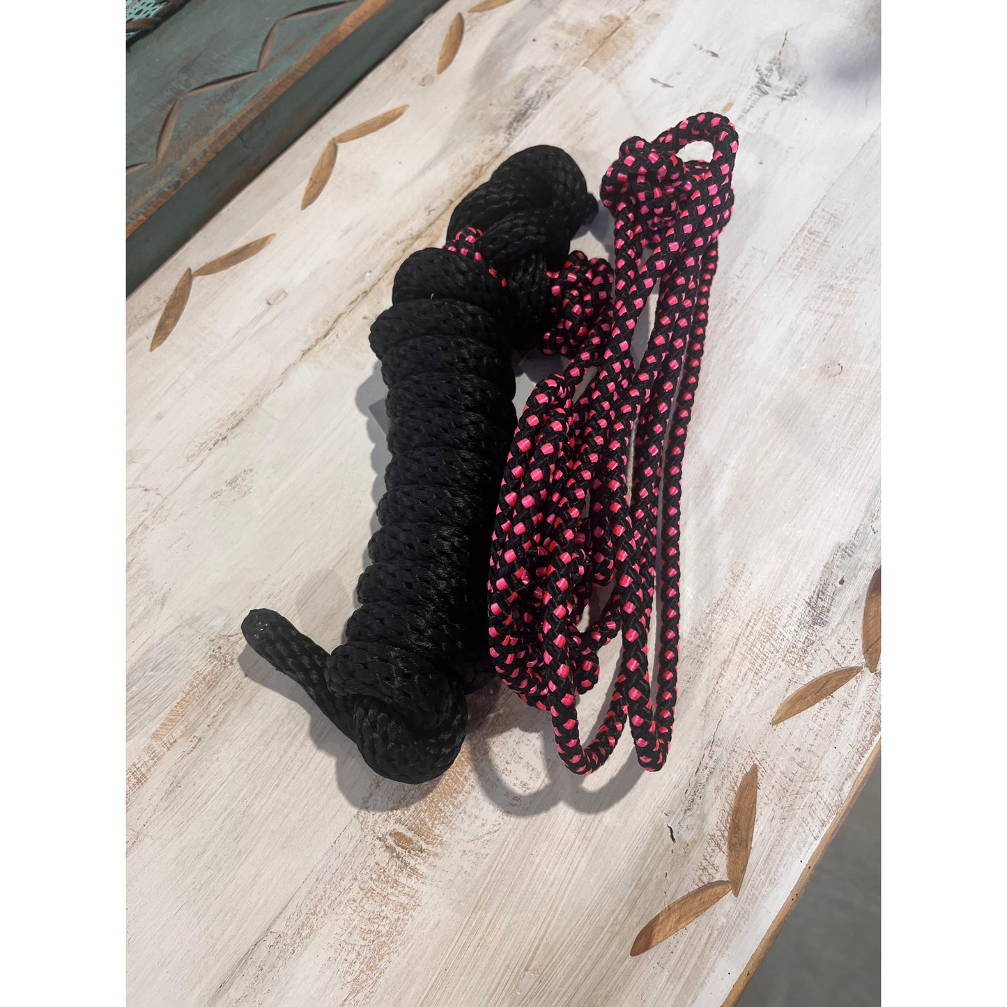 Irvine Diamond Mountain Halter 5/16" w/8' Lead