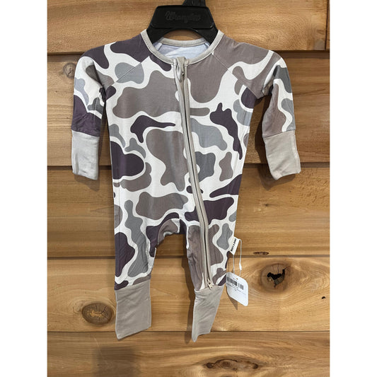 Boots & Bows Infant Sleeper- Camo