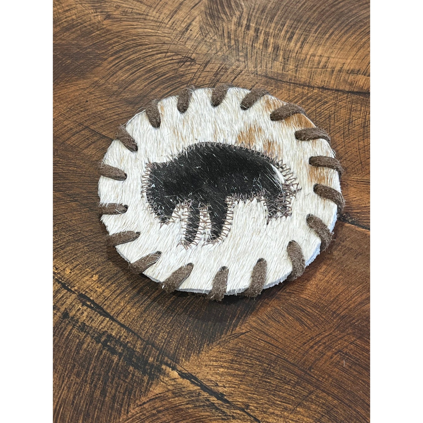 D2W Trading Black Bison Coaster with Laced Border