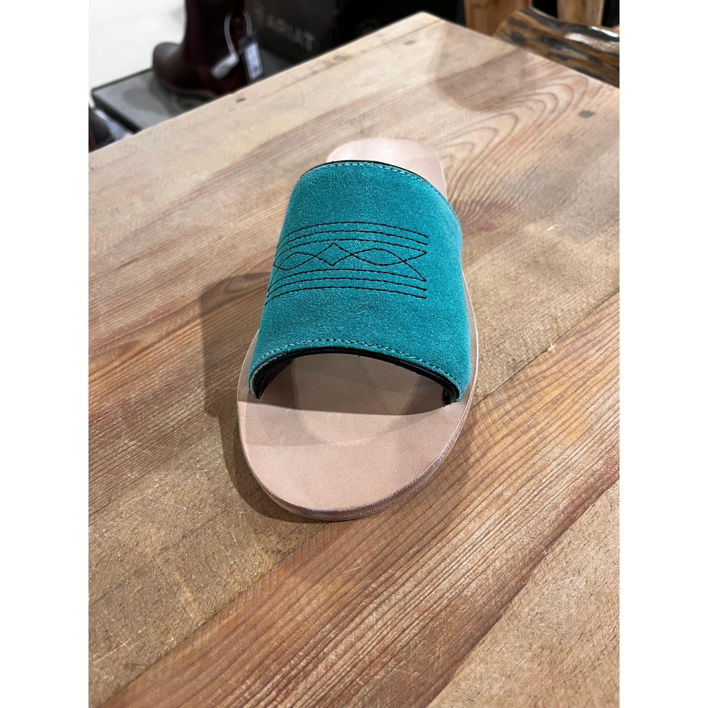 Agave Sky Nadia Suede Sandal - Turquiose/Black