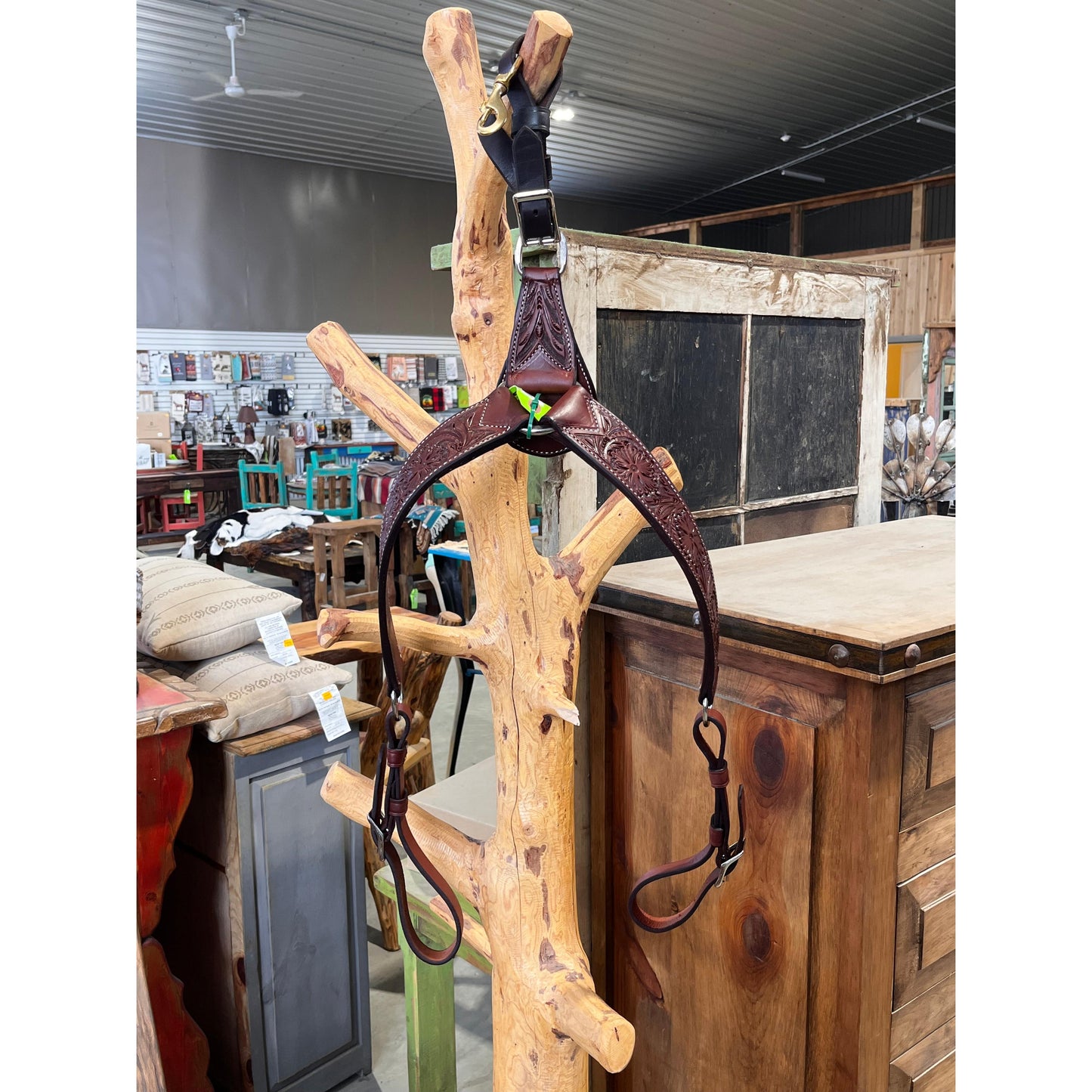 Irvine's 2" Floral Breast Collar