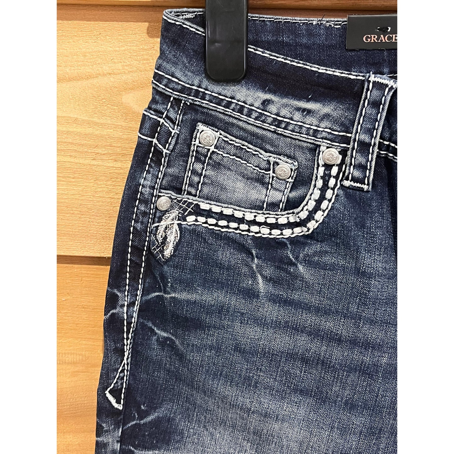 Grace in LA Women's Midrise Feather Bootcut Jeans