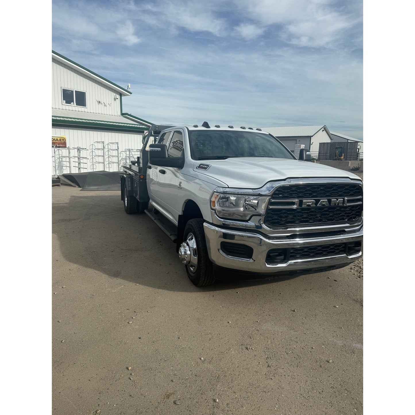 2024 Dodge Ram 3500 Tradesman W/Falcan Multi-Deck -White