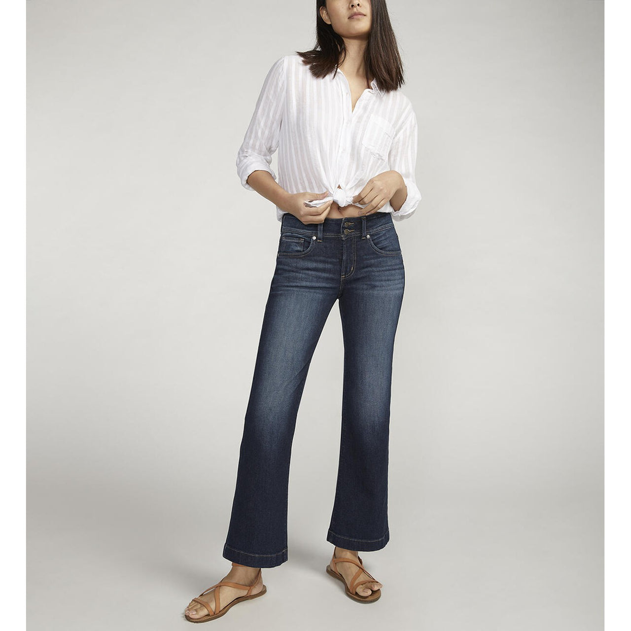 Silver Women's Suki Mid Rise Trouser Jeans - Indigo