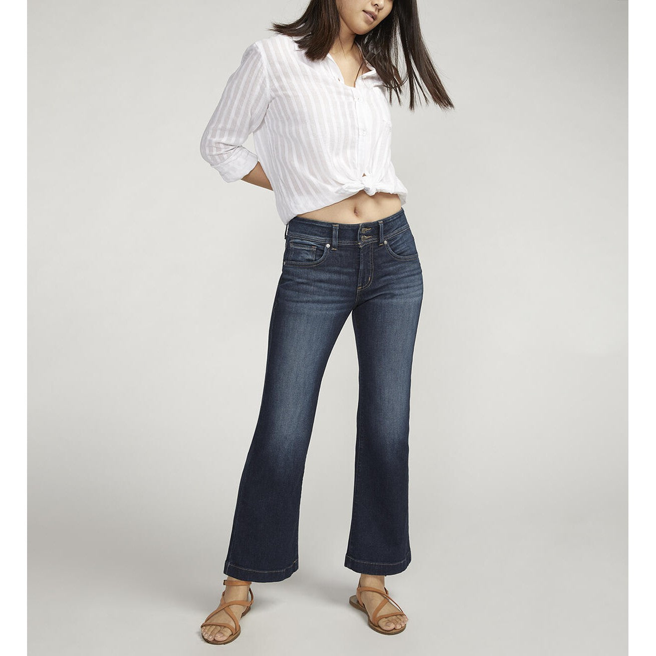 Silver Women's Suki Mid Rise Trouser Jeans - Indigo