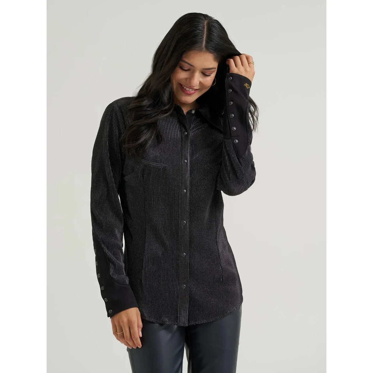 Wrangler Women's  Lainey Wilson Shimmery Western Shirt- Black