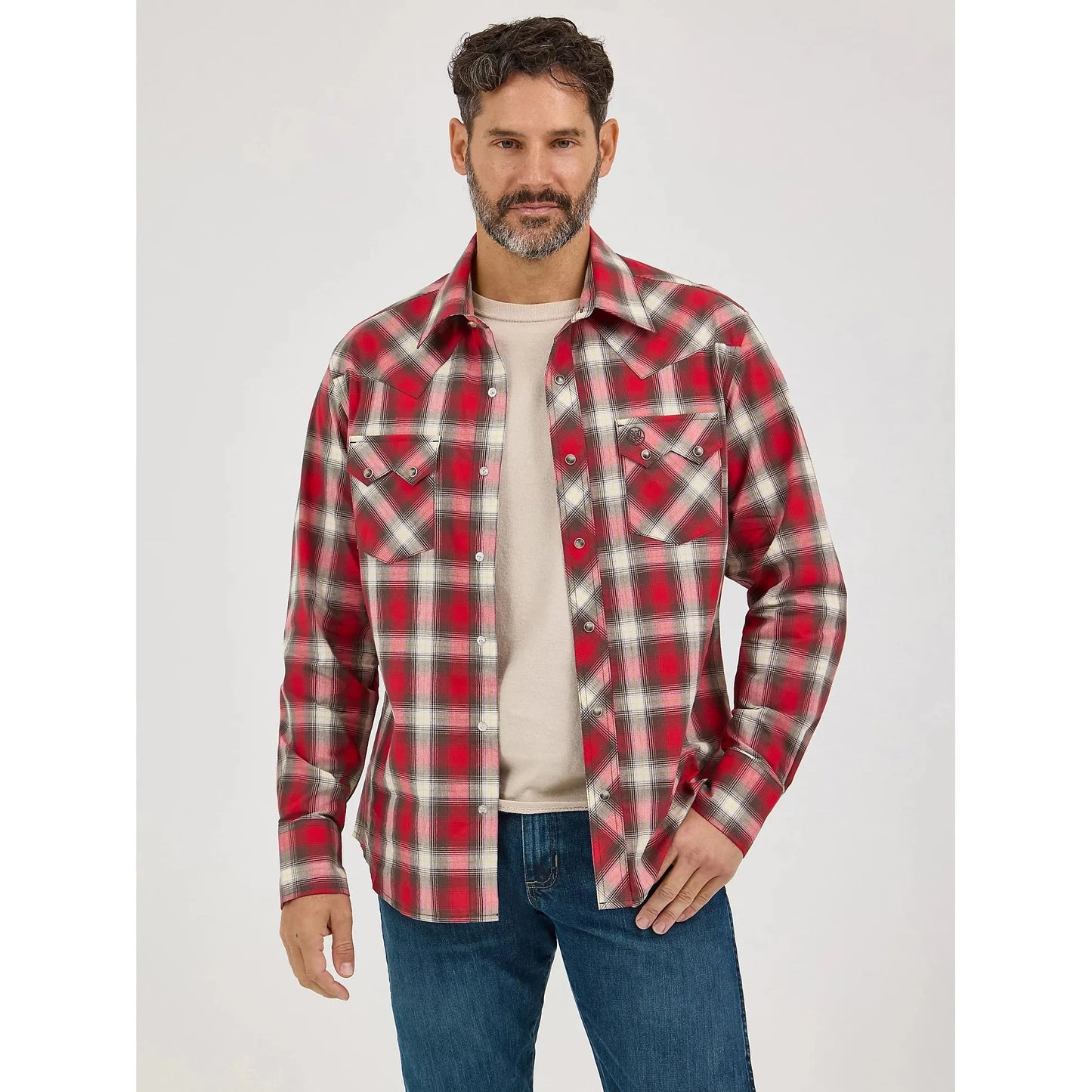 Wrangler Men's Retro Sawtooth Snap Pocket Western Long Sleeve Shirt - Firetruck Red