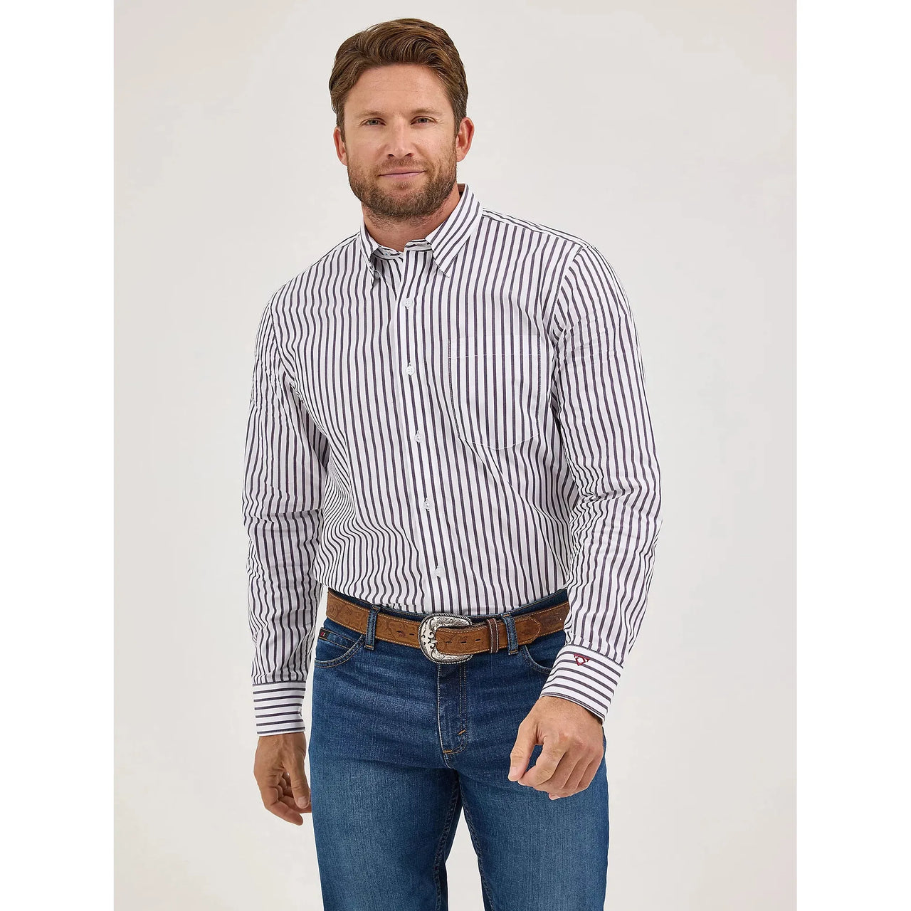 Wrangler Men's Cody Johnson One Pocket Button Down Long Sleeve Shirt - Navy White Stripes