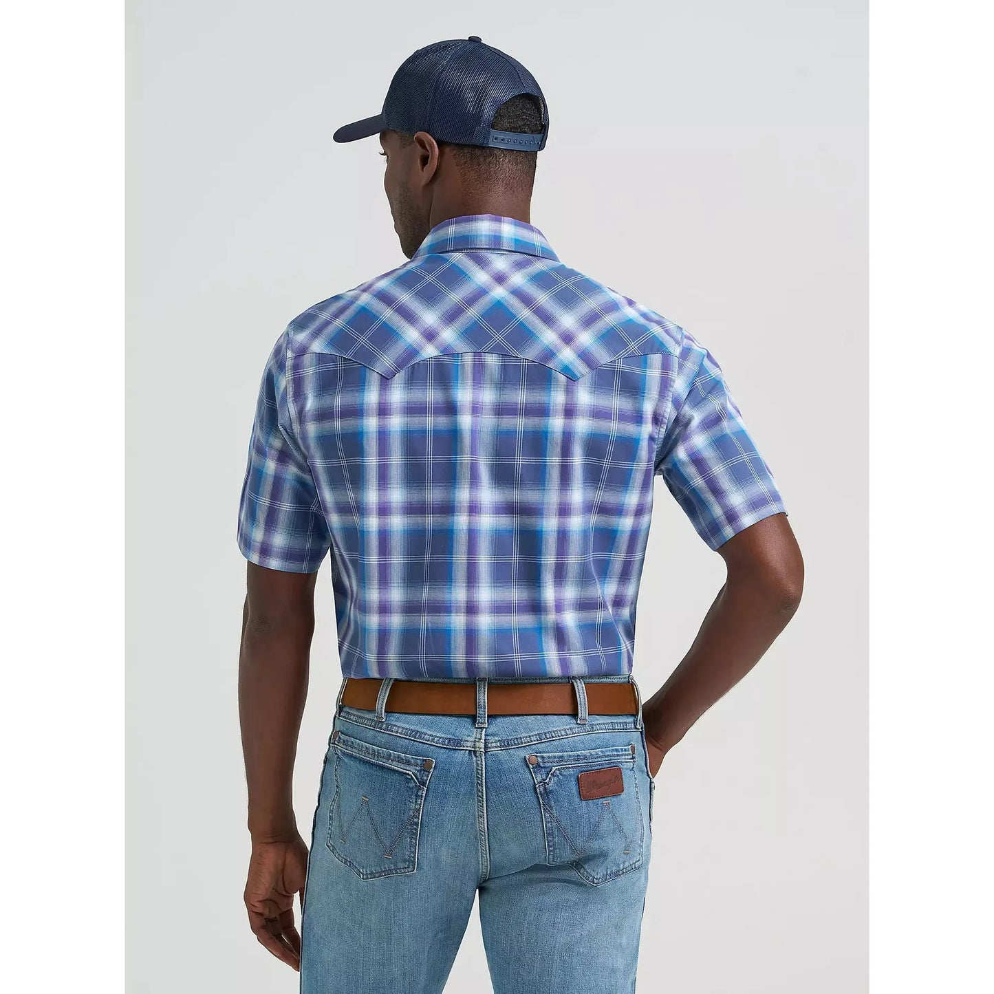 Wrangler Men's Retro Modern Fit Sawtooth Pocket Short Sleeve Shirt - Navy Orchid