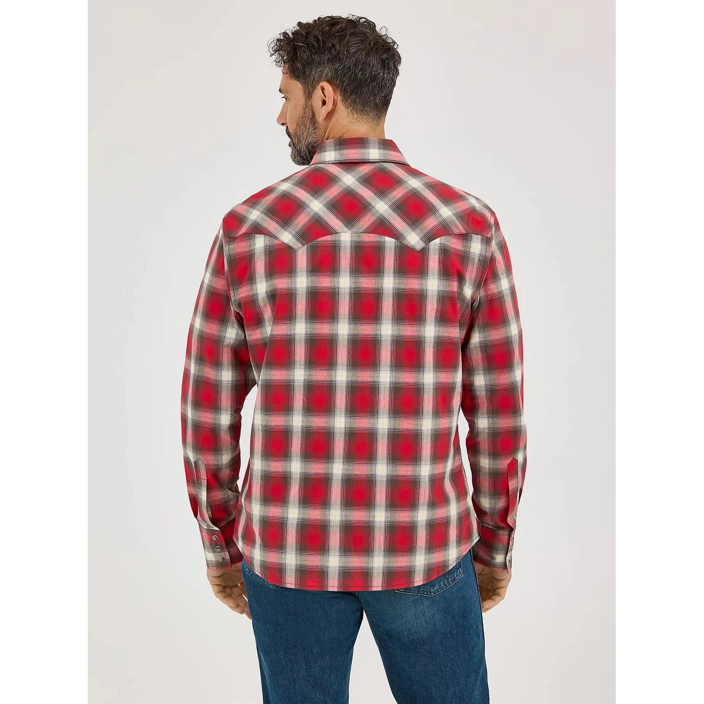 Wrangler Men's Retro Sawtooth Snap Pocket Western Long Sleeve Shirt - Firetruck Red