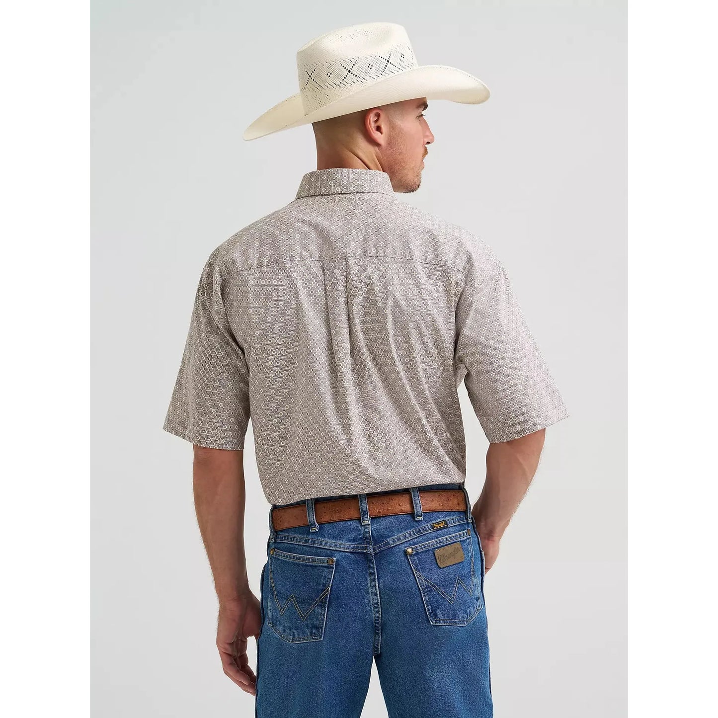 Wrangler Men's George Strait Short Sleeve Button Down Shirt - Floral Brown