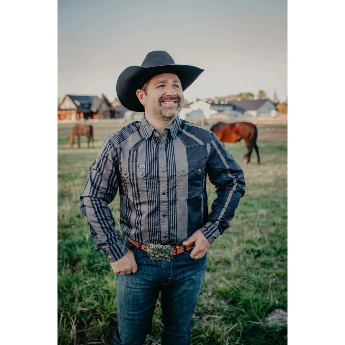 Kimes Men's Long Sleeve Bandit Striped Dress Shirt - Multiple Colours