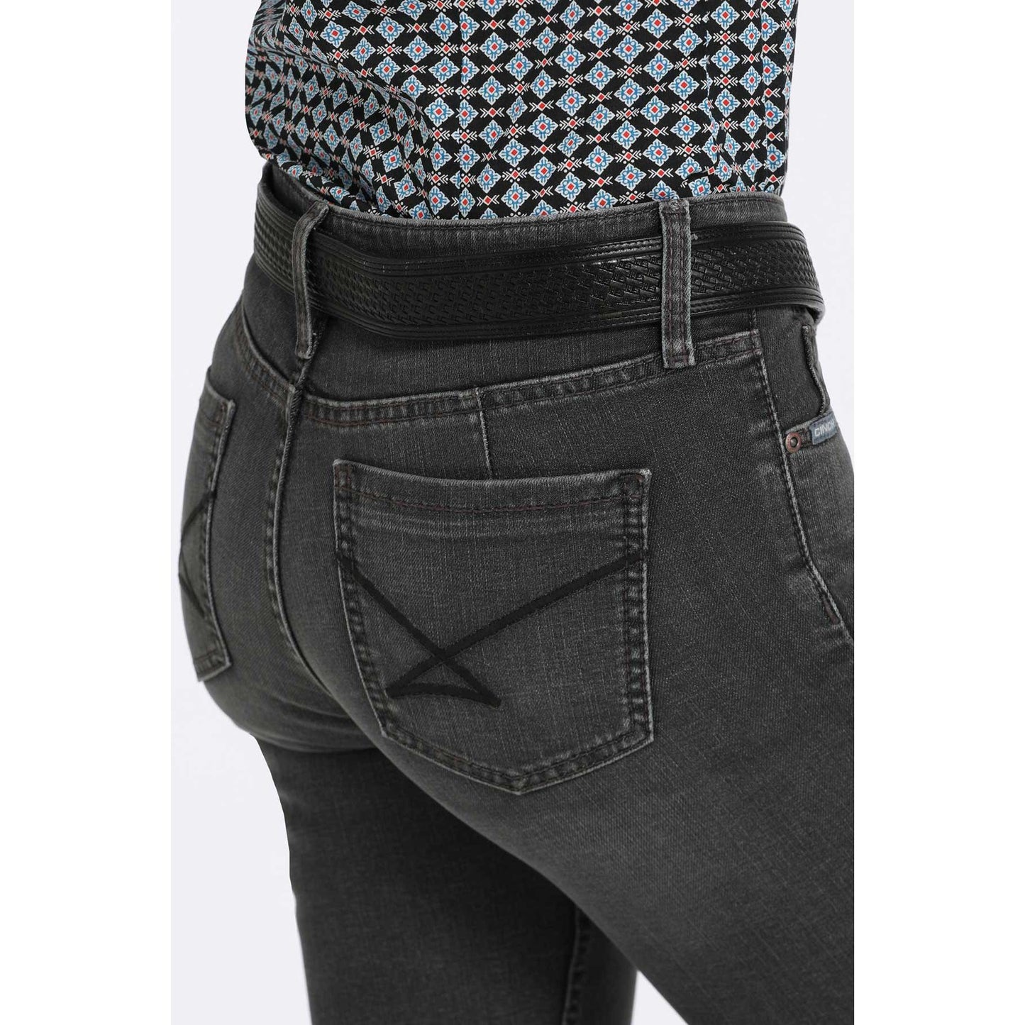 Cinch Women's Moderate Rise Lynden Slim Trouser - Black