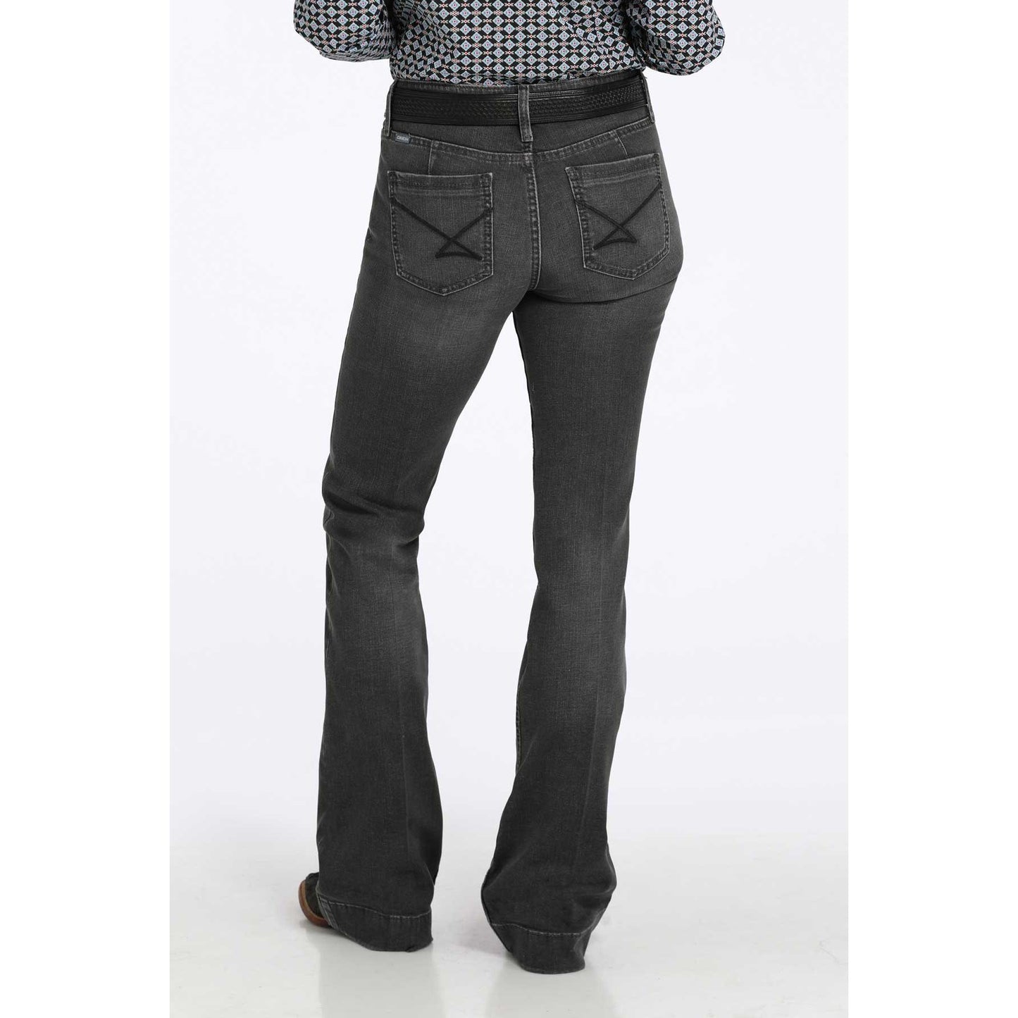 Cinch Women's Moderate Rise Lynden Slim Trouser - Black