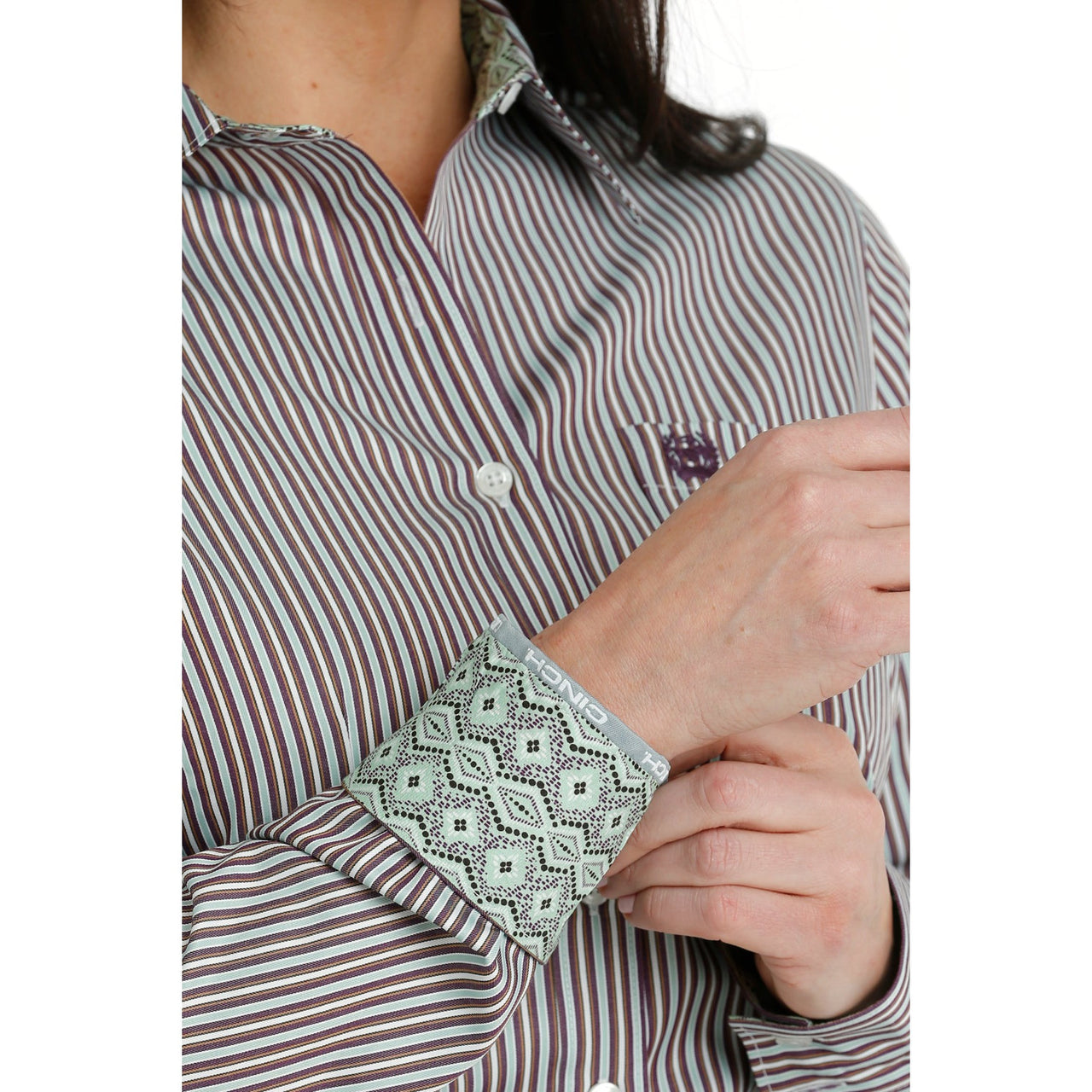 Cinch Women's Long Sleeve Stripe Button Down Shirt - Burgundy