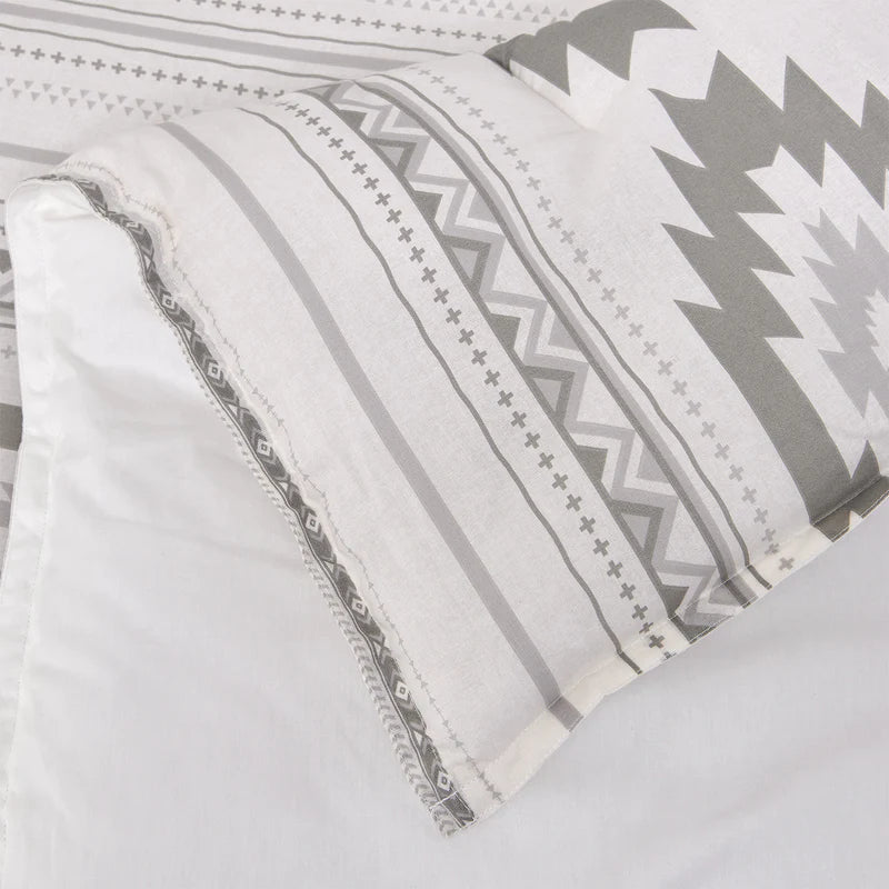 HiEnd Accents Free Spirit Comforter Set - Super Queen
