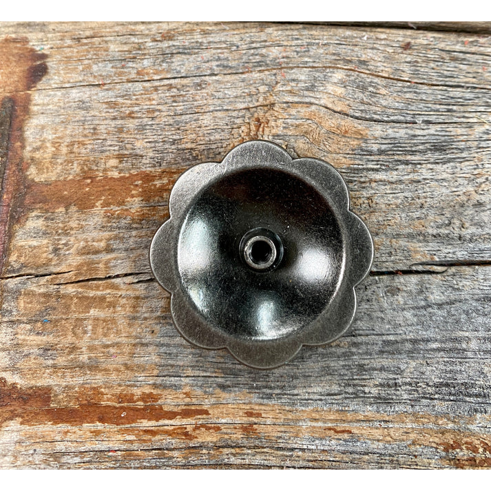 Rodeo Drive Antique Silver Scalloped Concho - 1.5"