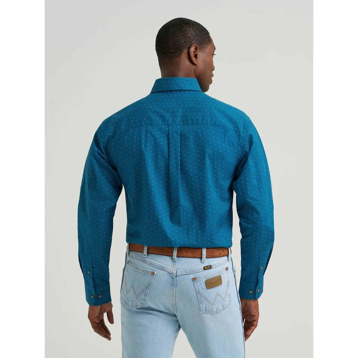 Wrangler Men's Long Sleeve Western Relaxed Fit Shirt- Blue