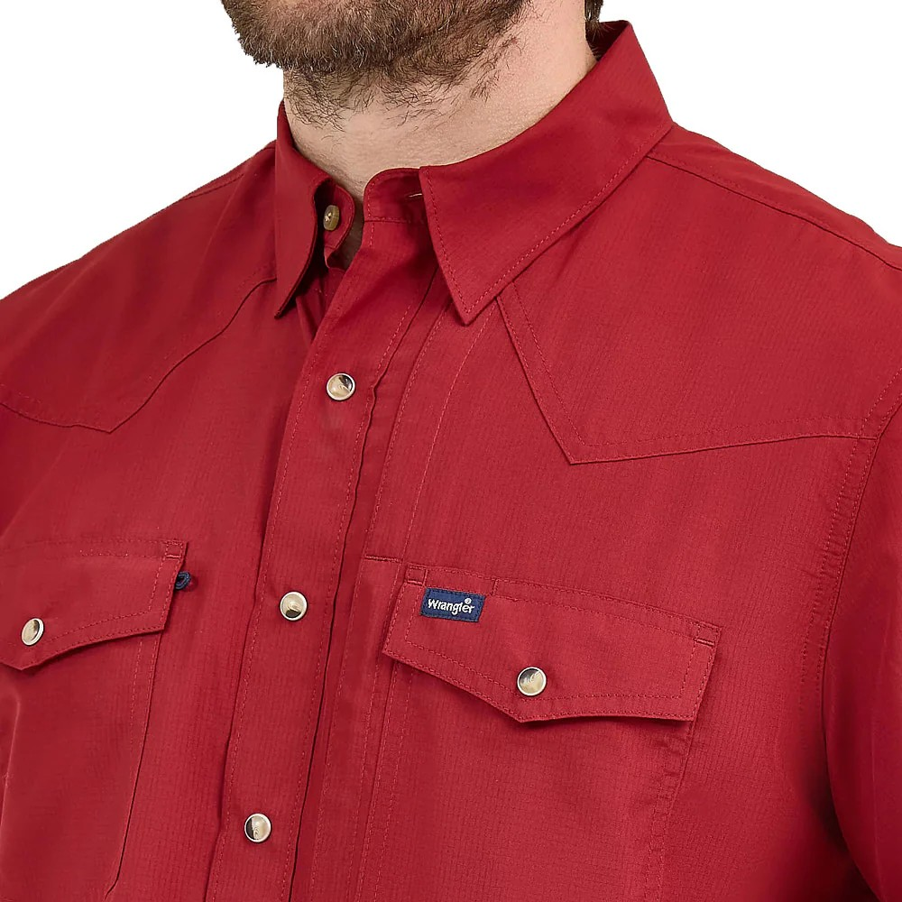 Wrangler Men's Short Sleeve Classic Fit Western Shirt - Red
