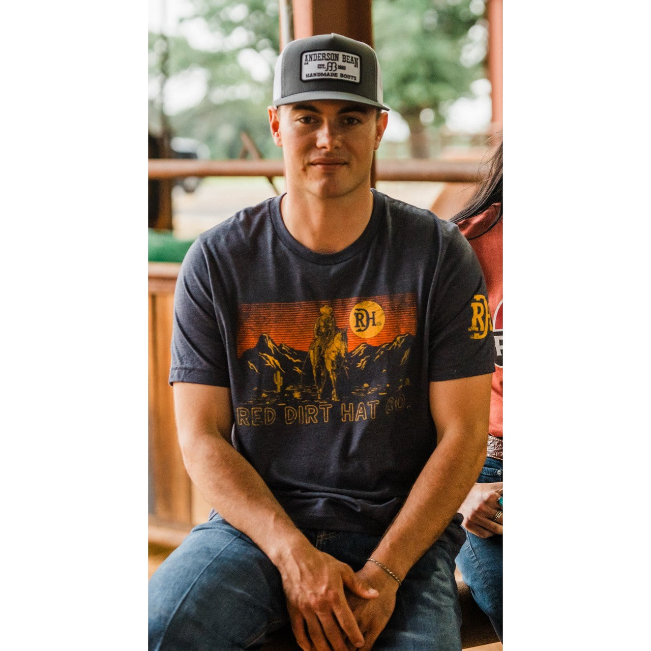 Red Dirt Hat Co. Unisex Vaquero T-Shirt - Heather Navy