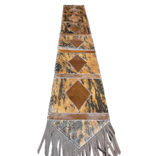 D2W Trading Table Runner Model 1 - Diamonds w Fringes 10&