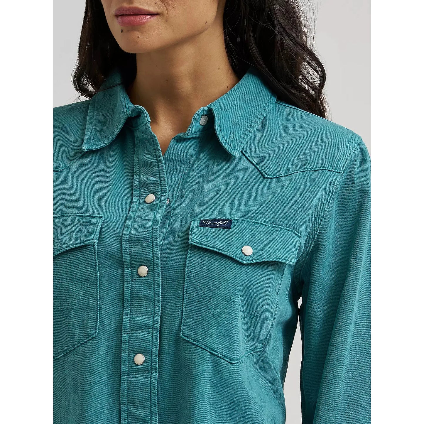 Wrangler Women's Colorwash Iconic Long Sleeve Snap Shirt - Turquoise