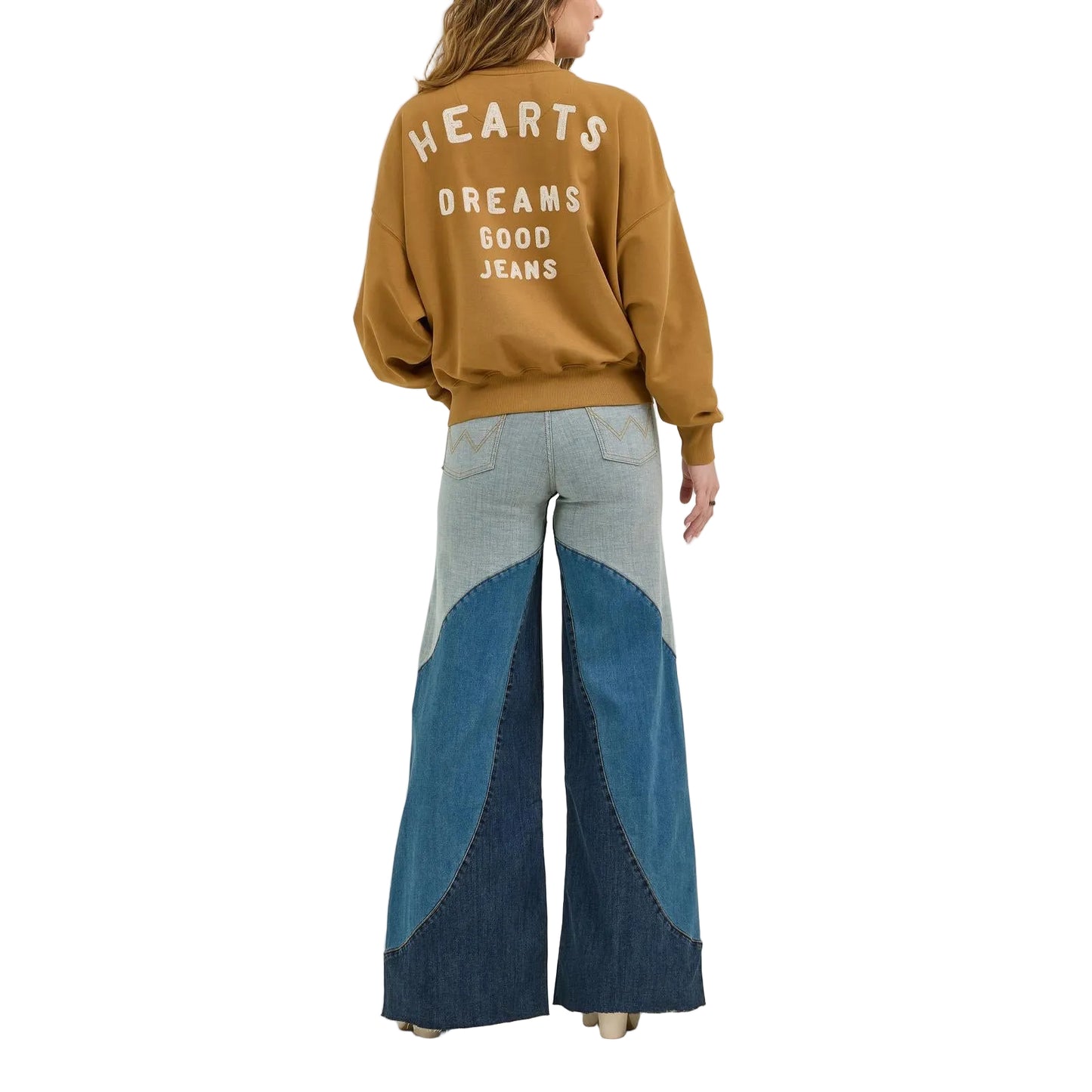 Wrangler Women's Lainey Wilson Good Jeans Sweatshirt - Brown