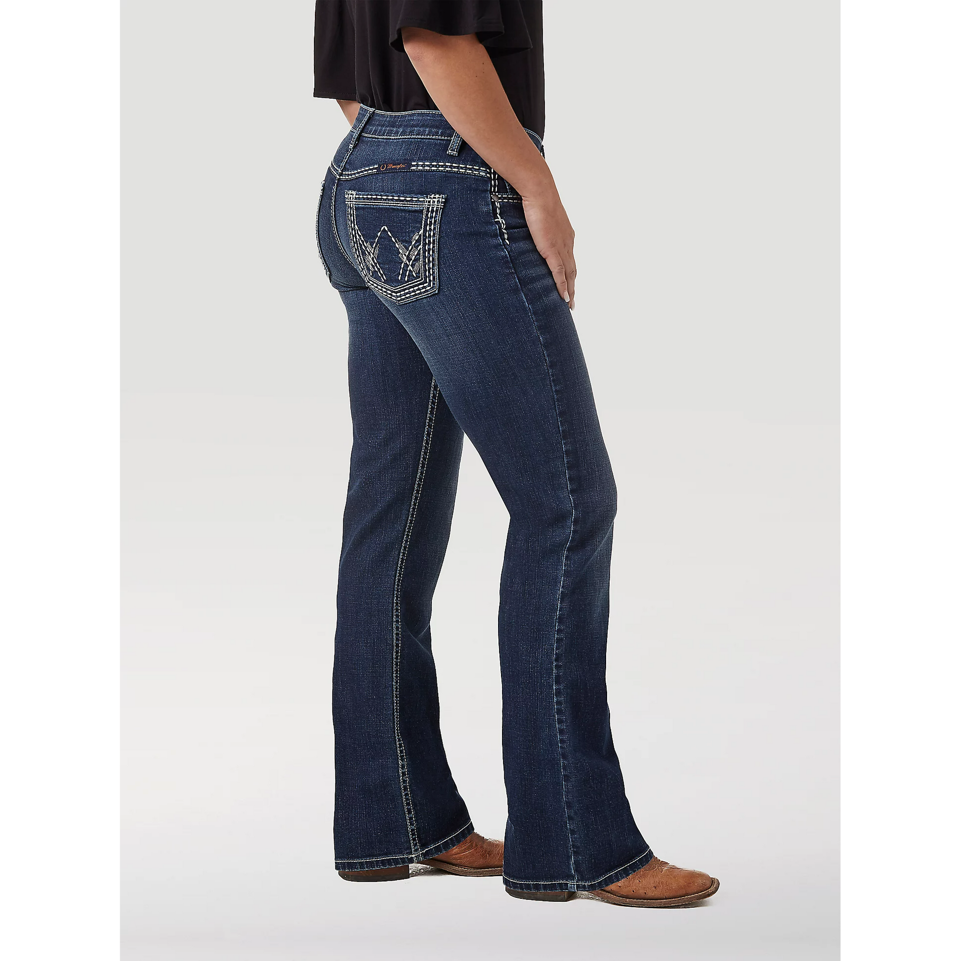 Women in best sale wrangler jeans