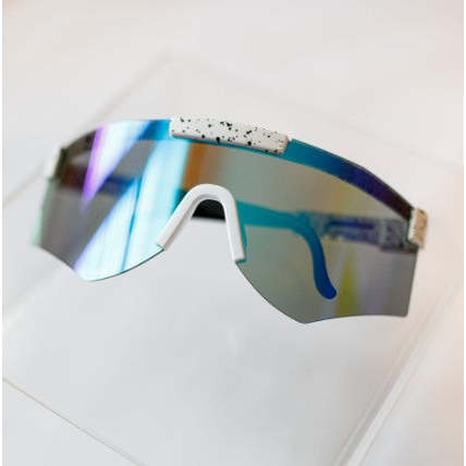 The Front Porch Label Sunglasses/Glasses