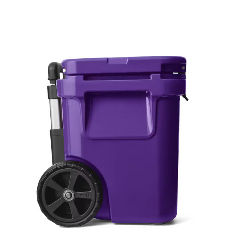Yeti Roadie® 32 Wheeled Cooler - Pace Purple/Blue