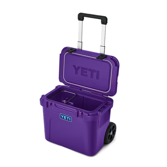 Yeti Roadie® 32 Wheeled Cooler - Pace Purple/Blue