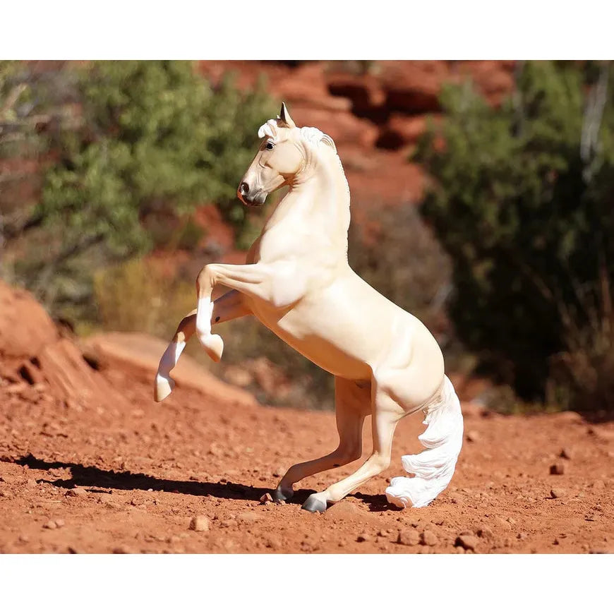 Breyer Cloud 30th Anniversary Addition