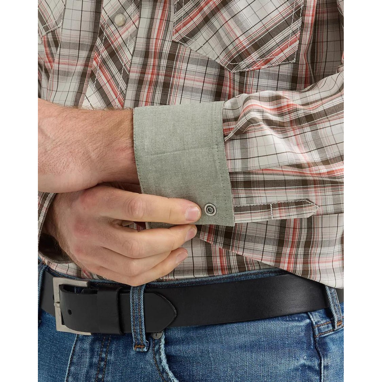 Wrangler  Men's 20X Competition Long Sleeve Shirt - Brown