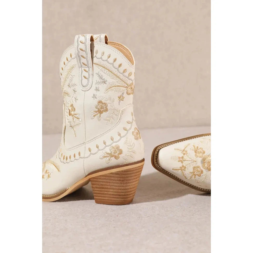 Mi.iM Women's Corral Booties